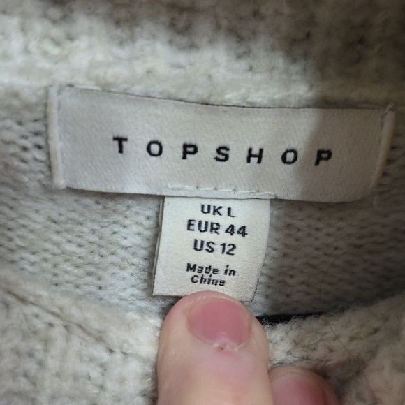 Topshop Women's Cream/Gray Knit Turtleneck/Cowl Sweater Cropped Size 12 GUC - Picture 2 of 12